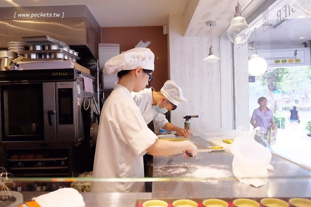 彼內朵法式蛋糕店.Patissier Pinede|來自日本名古屋的甜點店,近SOGO百貨捷運忠孝復興站,1974烤起司蛋糕是招牌甜點 @飛天璇的口袋