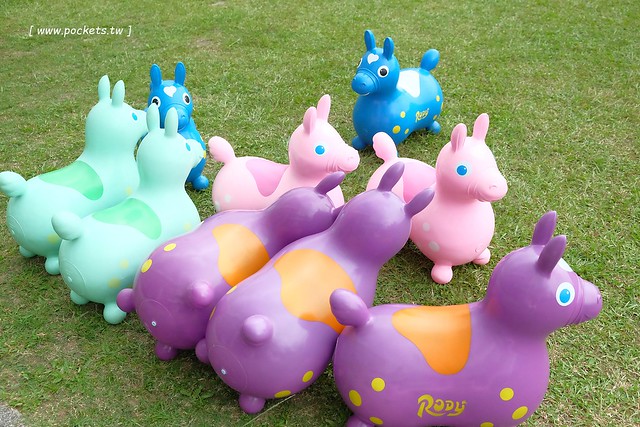 南方莊園 South Garden┃桃園親子飯店:2016年新增美人魚主題房,享受泡湯、水療池、Rody跳跳馬,戶外大草原和BBQ晚餐 @飛天璇的口袋