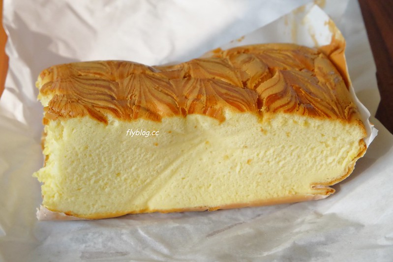 彰化美食|蓁古早味現烤蛋糕,還沒出爐就排隊的古早味蛋糕,彰化在地人的人氣下午茶 @飛天璇的口袋