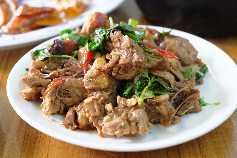 台中南屯|荔茲櫻桃鴨.路邊也可以吃到五星級的烤鴨,$1080元起享用一鴨三吃 @飛天璇的口袋