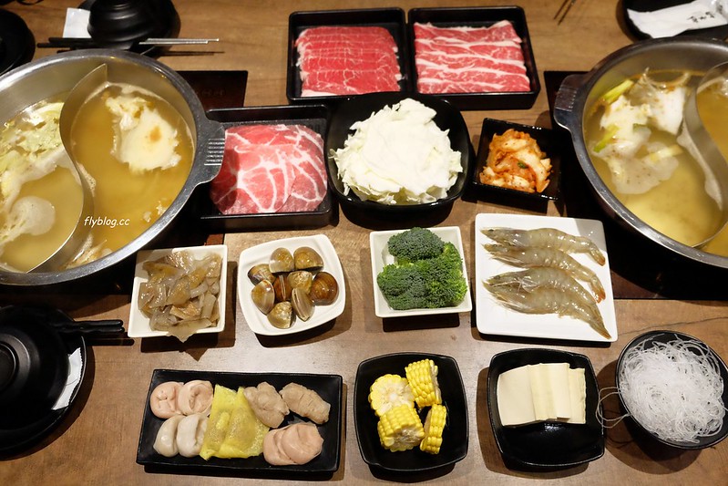 祥富水產沙茶火鍋超市┃台中北區:一個人$30元火鍋湯底,自已到超市買食材煮火鍋,享受在家煮火鍋的概念,中友百貨地下三樓 @飛天璇的口袋