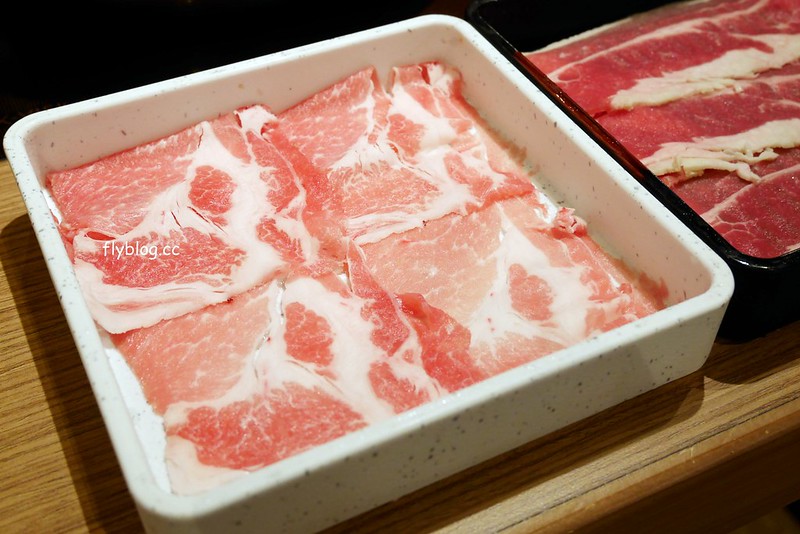 【台中西屯】涮乃葉,$468元起黑毛牛吃到飽,多達20種新鮮蔬菜無限取用 @飛天璇的口袋