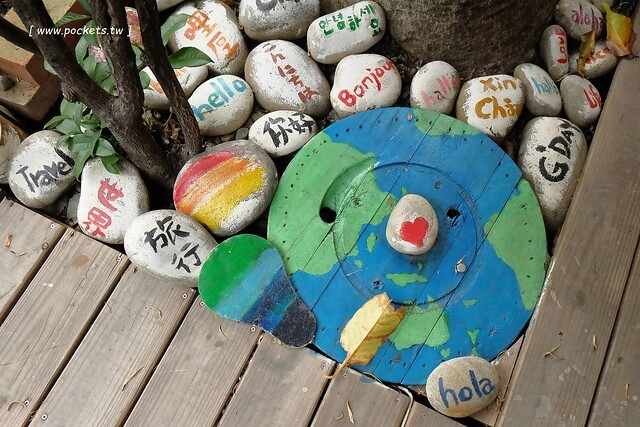 AShare Café┃台中早午餐:充滿旅人故事咖啡館,店裡有濃濃的澳洲風情,滿滿的旅遊紀念收藏品,鄰近台中稅捐處和台中教育大學 @飛天璇的口袋