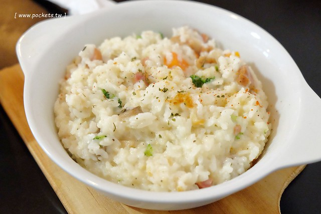 AShare Café┃台中早午餐:充滿旅人故事咖啡館,店裡有濃濃的澳洲風情,滿滿的旅遊紀念收藏品,鄰近台中稅捐處和台中教育大學 @飛天璇的口袋