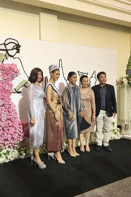 泰國曼谷|曼谷自由行Day1|香格里拉飯店→曼谷市區觀光→皇后藝廊→嘟嘟車→玉佛寺(大皇宮)→Supatra河濱餐廳→歡迎晚宴 @飛天璇的口袋