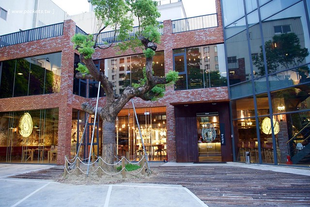 台中西區|FORE restaurant,使用最古老的Grill烹調方式,位於台中美術館綠園道旁 @飛天璇的口袋