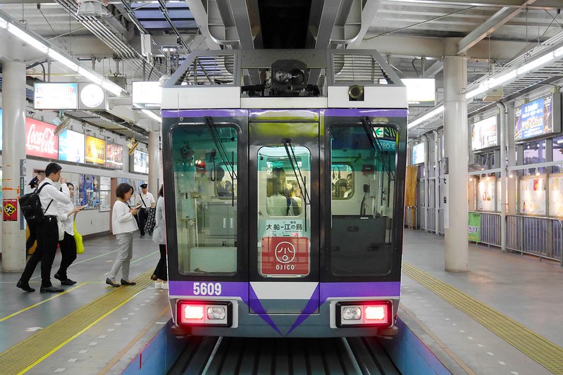 【日本神奈川】江南單軌電車!鎌倉~湘南江之島站-大船站”湘南單軌電車”初體驗,日本唯二懸掛式單軌電車 @飛天璇的口袋
