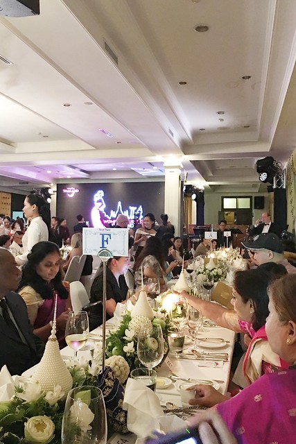 泰國曼谷|曼谷自由行Day1|香格里拉飯店→曼谷市區觀光→皇后藝廊→嘟嘟車→玉佛寺(大皇宮)→Supatra河濱餐廳→歡迎晚宴 @飛天璇的口袋