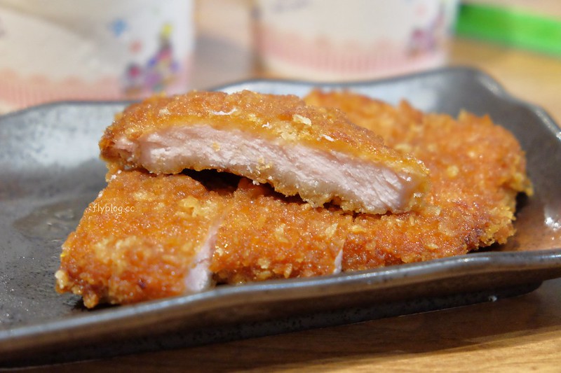 Hanhan頜頷精緻手作便當|愛馬仕造型便當超吸睛,雞腿排足足有八兩重 @飛天璇的口袋