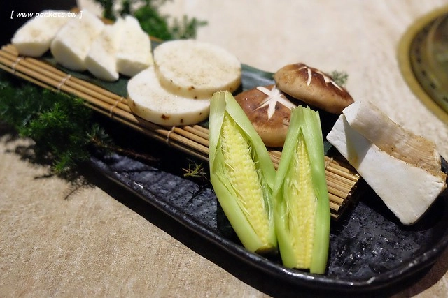 老乾杯。台中市政店:品嚐頂級美味的和牛料理,燈光美、氣氛佳、服務也好,商業午餐價格比較經濟實惠 @飛天璇的口袋