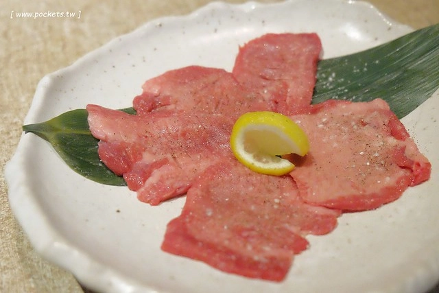 老乾杯。台中市政店:品嚐頂級美味的和牛料理,燈光美、氣氛佳、服務也好,商業午餐價格比較經濟實惠 @飛天璇的口袋