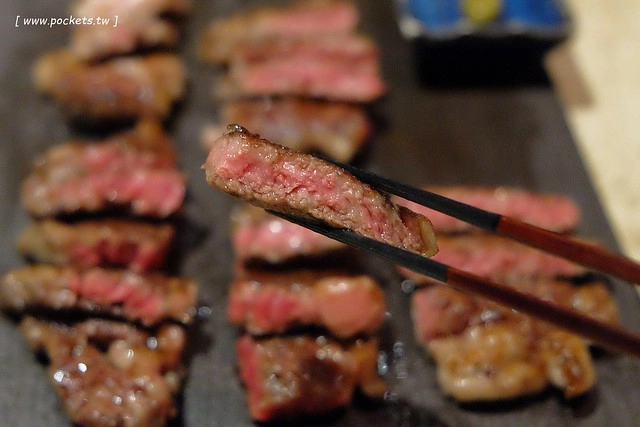 老乾杯。台中市政店:品嚐頂級美味的和牛料理,燈光美、氣氛佳、服務也好,商業午餐價格比較經濟實惠 @飛天璇的口袋