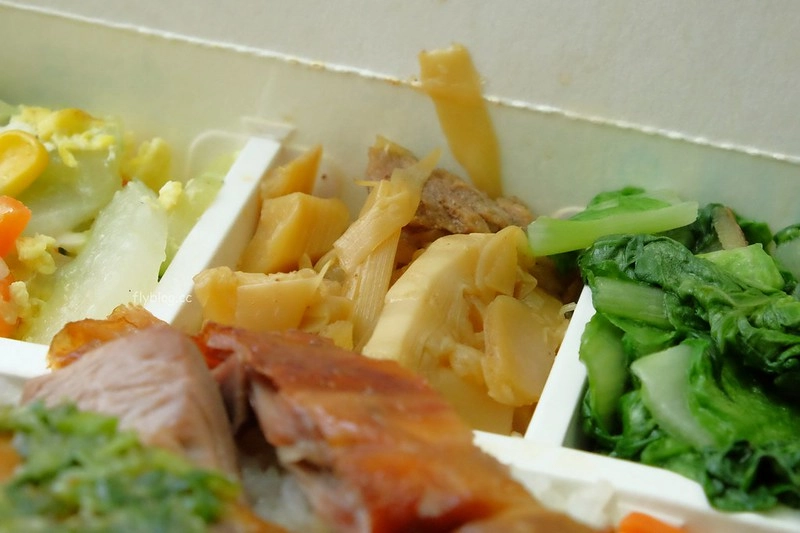 台中北屯|香港吉仕燒臘滷水.北平路超人氣燒臘便當,四寶飯和雞腿賣相好威 @飛天璇的口袋