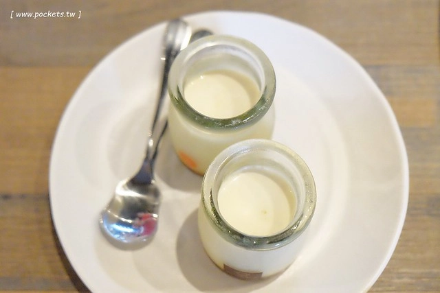 乾杯.中友店┃台中北區美食:輕鬆活潑的用餐氛圍,嘴對嘴親親10秒送五花肉 @飛天璇的口袋