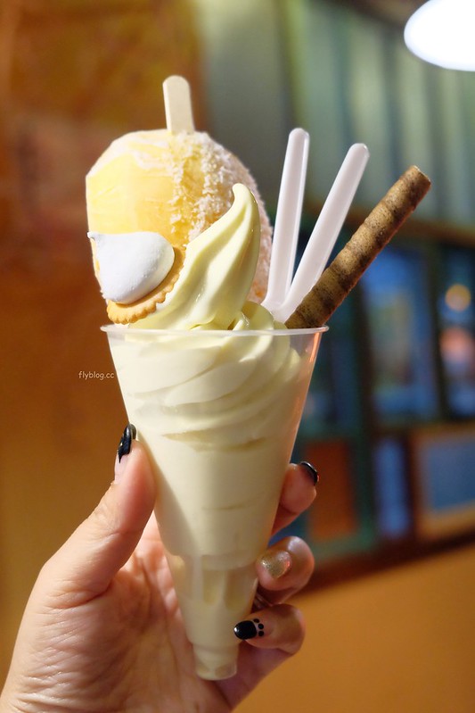 INO Ice┃台中北區:隱身在一中商圈裡的散步甜點,冰淇淋、雞蛋糕、爆漿紅豆餅都很好吃有誠意 @飛天璇的口袋