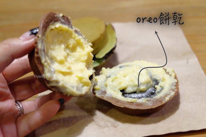 INO Ice┃台中北區:隱身在一中商圈裡的散步甜點,冰淇淋、雞蛋糕、爆漿紅豆餅都很好吃有誠意 @飛天璇的口袋