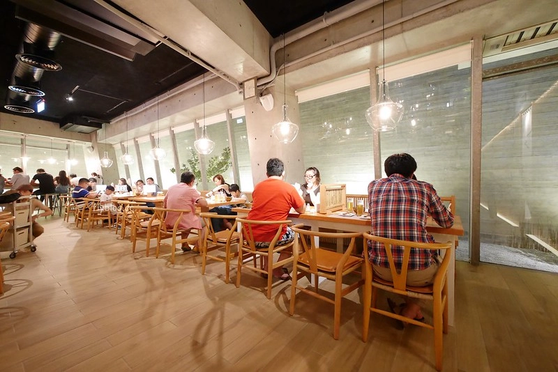 一笈壽司|輕井澤集團最新力作日式壽司品牌,公益路漂亮的清水模建築外觀 @飛天璇的口袋