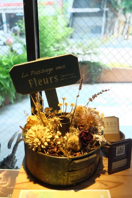 台中北屯|小葛廚房,手作漢堡為主早午餐店,鄰近水湳市場和美國學校 @飛天璇的口袋