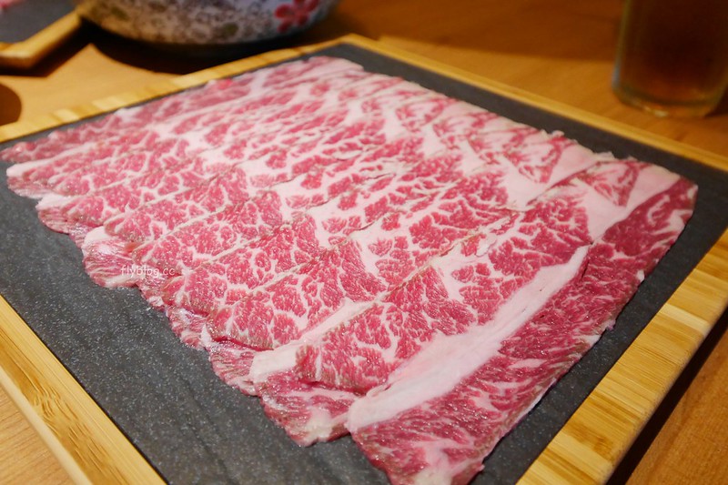 【台中南屯】湯棧公益店,輕井澤三代店,主打古早味麻油雞、燒酒雞,餐點份量多而且有質感 @飛天璇的口袋