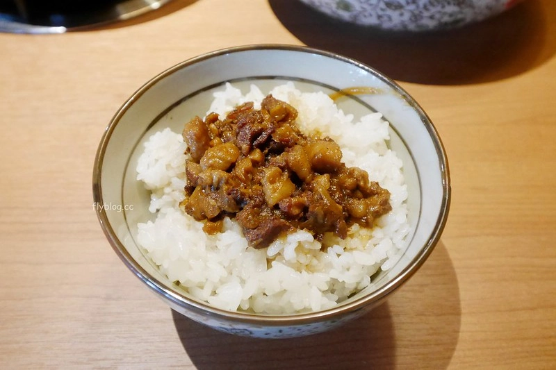 【台中南屯】湯棧公益店,輕井澤三代店,主打古早味麻油雞、燒酒雞,餐點份量多而且有質感 @飛天璇的口袋