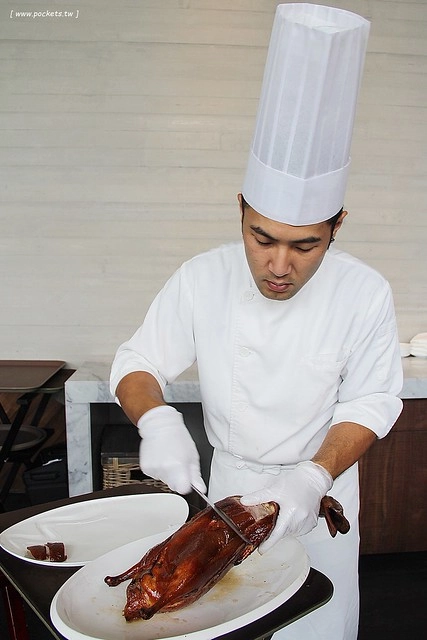台中南屯|与玥樓粵菜點心餐廳,台中米其林推介粵菜餐廳,座落於落松羽間的漂亮建築 @飛天璇的口袋