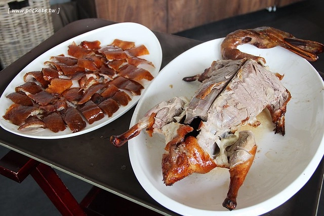 台中南屯|与玥樓粵菜點心餐廳,台中米其林推介粵菜餐廳,座落於落松羽間的漂亮建築 @飛天璇的口袋