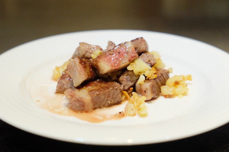 嘉義東區|踢原味鐵板燒:平價又美味的鐵板燒料理,飯後甜點芋泥冰淇淋好好吃 @飛天璇的口袋