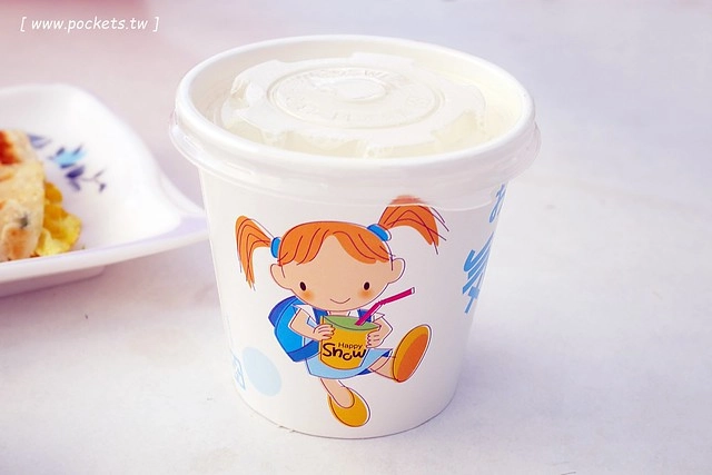 【台中東區】有力酥皮蛋餅:蛋餅現桿現煎,少見的酥皮的口感,綜合口味100%的飽足感 @飛天璇的口袋