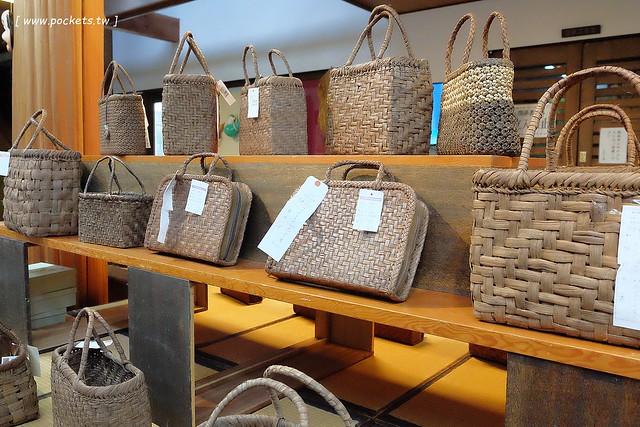 日本福島|只見線.世界上最浪漫的鐵道路線之一,穿梭廣闊浩瀚的奧會津地區,日本紅葉美景鐵道路線第一名 @飛天璇的口袋