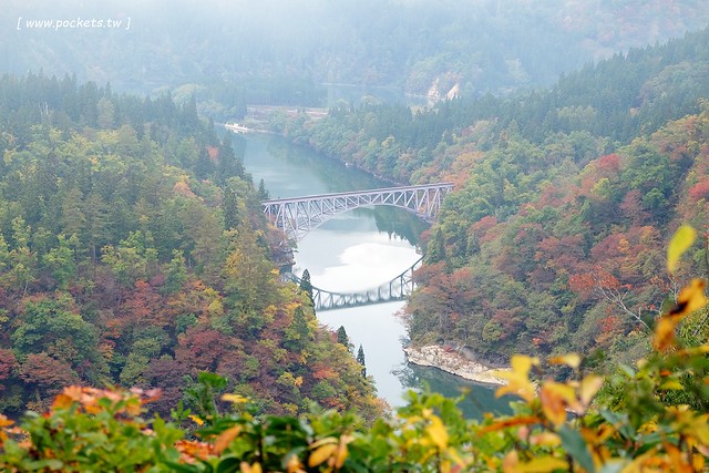 日本福島|只見線.世界上最浪漫的鐵道路線之一,穿梭廣闊浩瀚的奧會津地區,日本紅葉美景鐵道路線第一名 @飛天璇的口袋