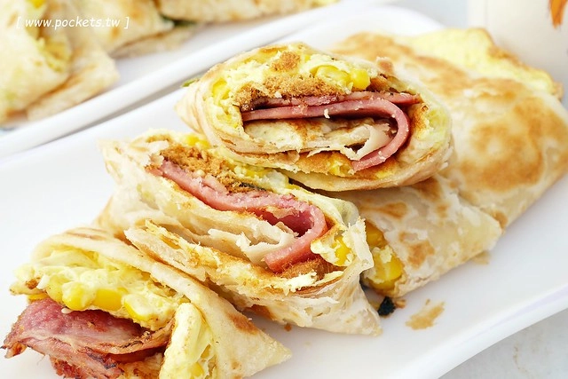 【台中東區】有力酥皮蛋餅:蛋餅現桿現煎,少見的酥皮的口感,綜合口味100%的飽足感 @飛天璇的口袋