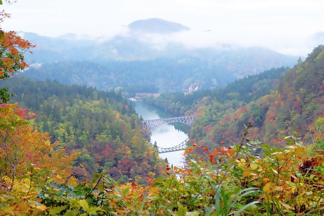 日本福島|只見線.世界上最浪漫的鐵道路線之一,穿梭廣闊浩瀚的奧會津地區,日本紅葉美景鐵道路線第一名 @飛天璇的口袋
