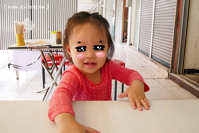 【台中東區】有力酥皮蛋餅:蛋餅現桿現煎,少見的酥皮的口感,綜合口味100%的飽足感 @飛天璇的口袋