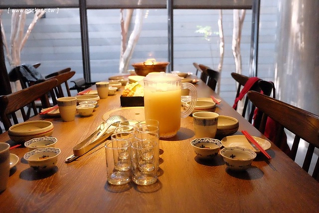 鮨樂海鮮市場 火鍋┃台中西屯美食:現流新鮮海產看的到,海鮮火鍋食材超霸氣,每日當天魚獲現點現煮 @飛天璇的口袋