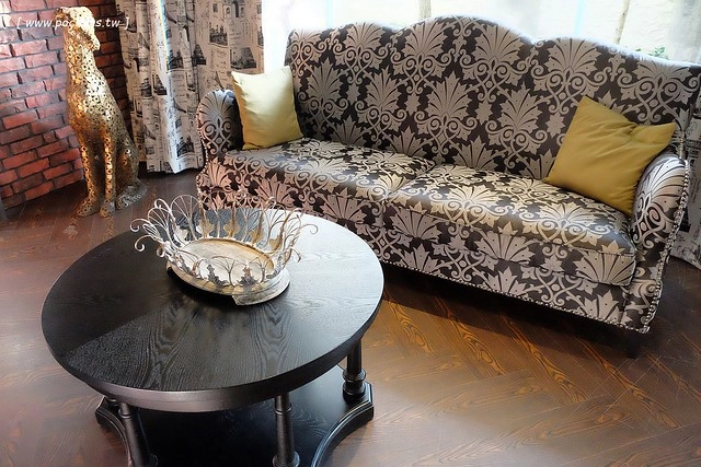 芭蕾城市渡假旅館┃台中住宿推薦:擁有50幾種房型的新銳旅館,部份Villa房型還有附KTV和游泳池,全新一泊二食住飯店吃燒肉 @飛天璇的口袋