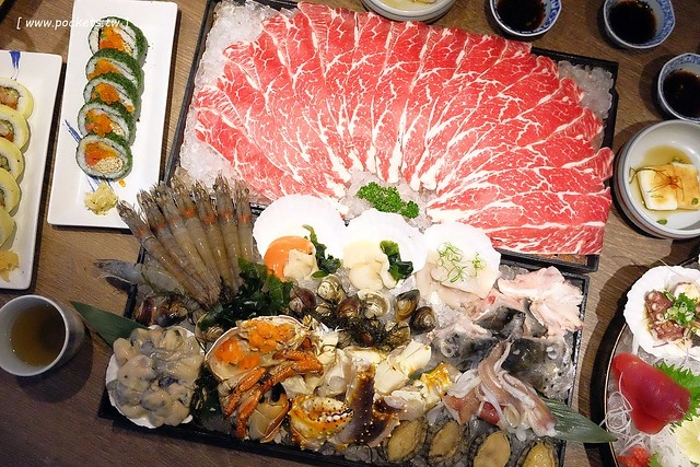 鮨樂海鮮市場 火鍋┃台中西屯美食:現流新鮮海產看的到,海鮮火鍋食材超霸氣,每日當天魚獲現點現煮 @飛天璇的口袋