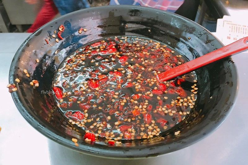 香港鍋巴港式燒臘快餐|香港人開的燒臘便當店,北平路小吃美食推薦 @飛天璇的口袋