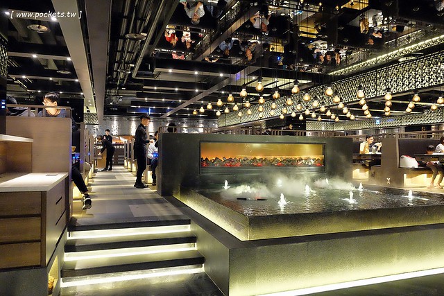 【台中西屯】屋馬國安店~台中人必吃的「屋馬燒肉國安店」,中科商圈米平方商場用餐空間更寬敞氣派 @飛天璇的口袋