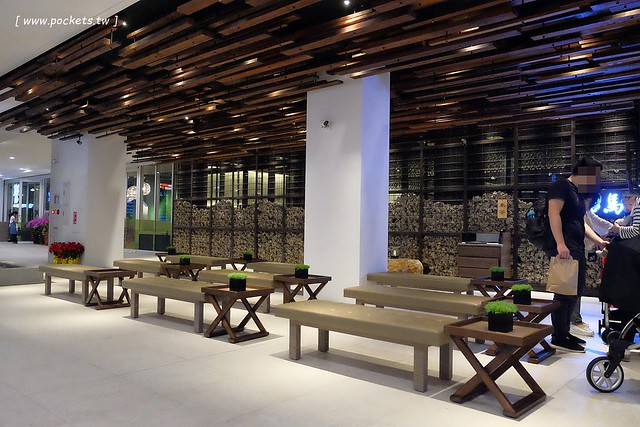 【台中西屯】屋馬國安店~台中人必吃的「屋馬燒肉國安店」,中科商圈米平方商場用餐空間更寬敞氣派 @飛天璇的口袋