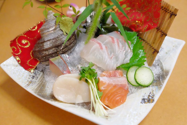 【日本廣島】Hana Akari鄉土料理(花あかり)~在中秋節的夜晚品嚐尾道鄉土料理,記憶裡那充滿笑意的一頓晚餐 @飛天璇的口袋