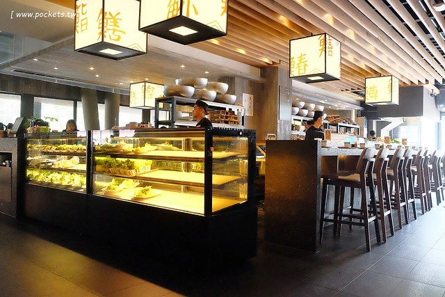 鮨樂海鮮市場 火鍋┃台中西屯美食:現流新鮮海產看的到,海鮮火鍋食材超霸氣,每日當天魚獲現點現煮 @飛天璇的口袋