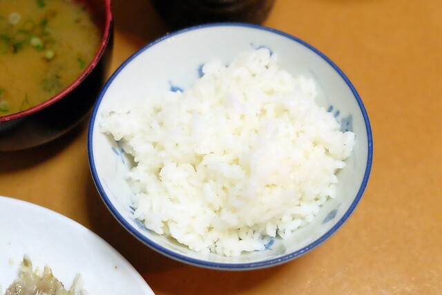 【日本廣島】Hana Akari鄉土料理(花あかり)~在中秋節的夜晚品嚐尾道鄉土料理,記憶裡那充滿笑意的一頓晚餐 @飛天璇的口袋