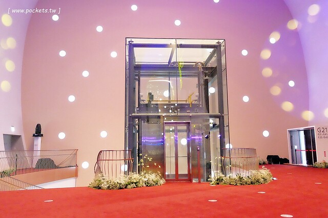 【台中西屯】台中國家歌劇院:伊東豊雄的現代建築,以自然為主題,結合劇院、商場、餐廳和空中花園 @飛天璇的口袋