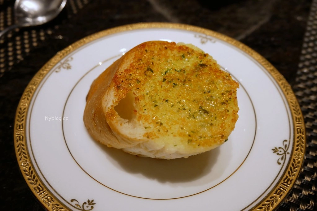 台中南屯|紅花鐵板燒.台北知名鐵板燒進駐公益路,一年一次的奢華生日大餐 @飛天璇的口袋