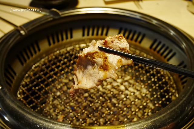 森森燒肉@黎明店 Morimori yakiniku┃台中南屯美食:平日下午沒有休息,商業午餐有折扣,市場普遍評價不錯,但是這天餐點表現不如期望 @飛天璇的口袋