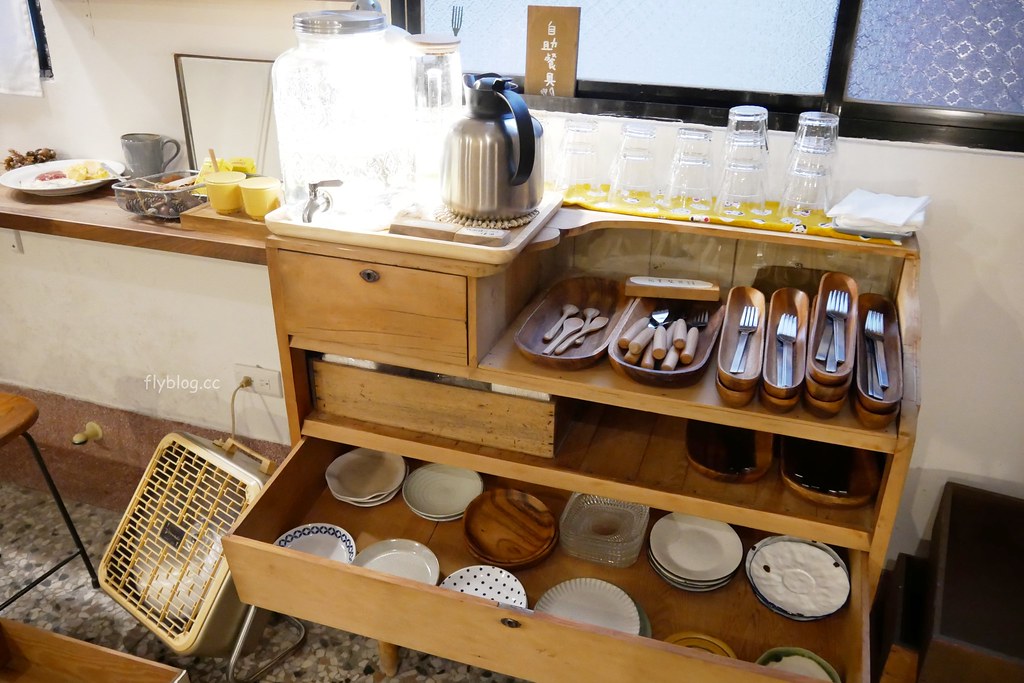 Kichi|隱藏北屯巷弄裡的「Kichi鬆餅」,招牌日式厚鬆餅QQ的很好吃 @飛天璇的口袋