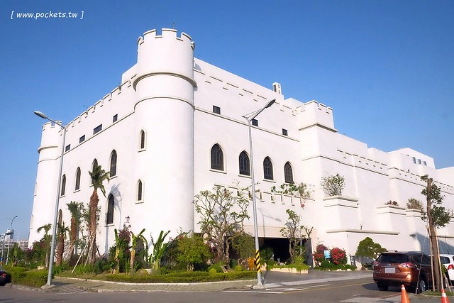 芭蕾城市渡假旅館┃台中住宿推薦:擁有50幾種房型的新銳旅館,部份Villa房型還有附KTV和游泳池,全新一泊二食住飯店吃燒肉 @飛天璇的口袋