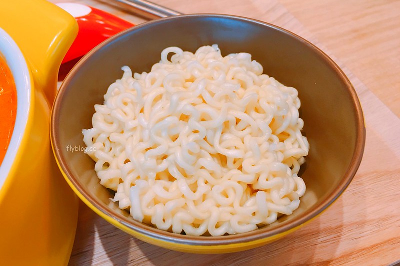 12MINI@台中公益店┃台中南屯:石二鍋的最新品牌,一個人也可以獨享小火鍋,公益路美食餐廳新亮點 @飛天璇的口袋