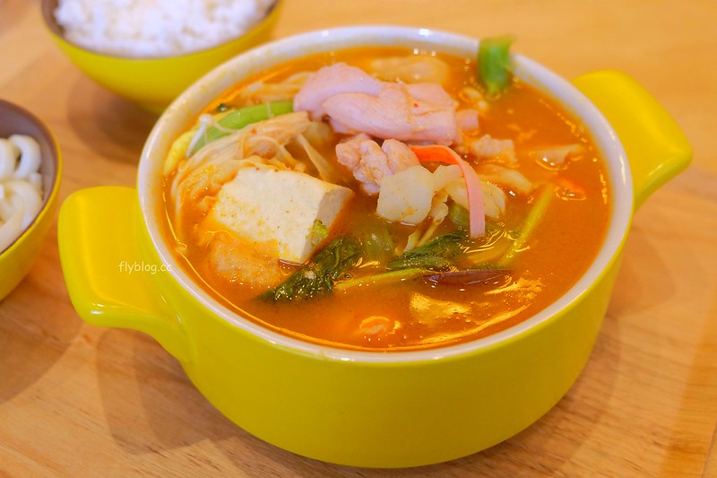 12MINI@台中公益店┃台中南屯:石二鍋的最新品牌,一個人也可以獨享小火鍋,公益路美食餐廳新亮點 @飛天璇的口袋