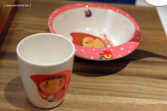 【台中北區】北村豆腐家,重現百年韓屋味道,小菜5種可以免費續,還有多樣韓國國民排隊美食,中友百貨C棟B3 @飛天璇的口袋